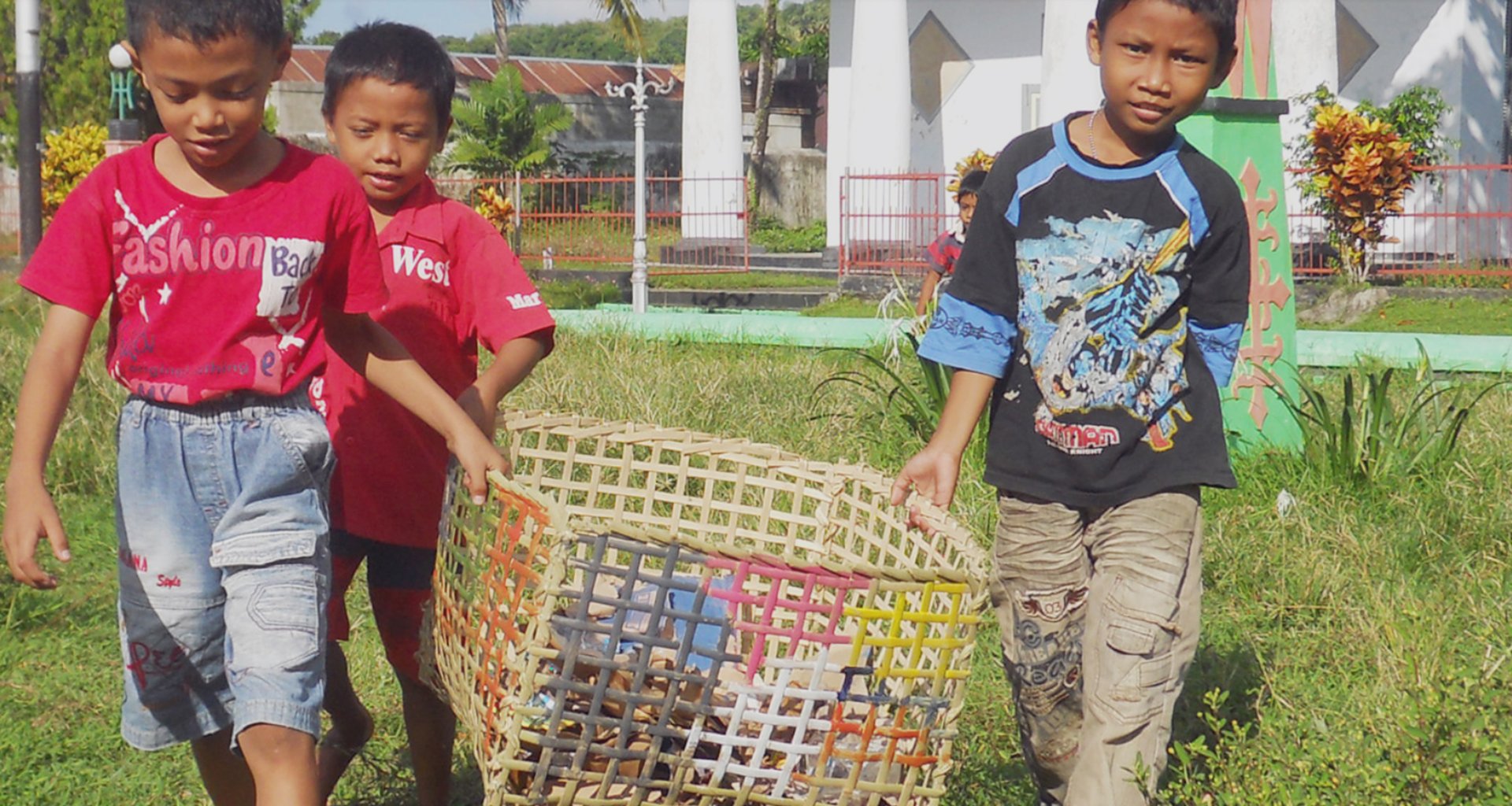 Pupils on Banda Islands Pupils on Banda Islands